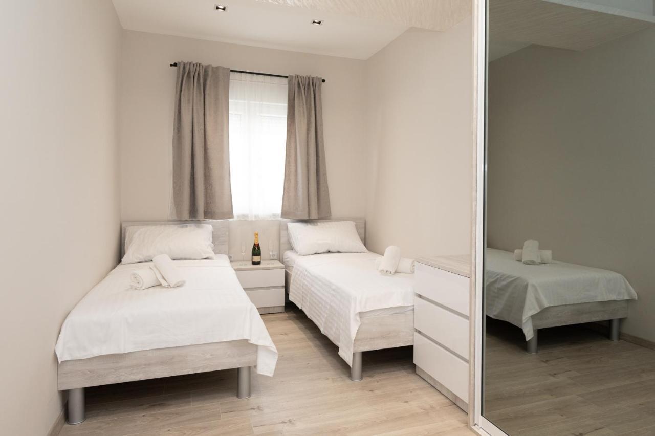 Luxury Apartman Imperio Šibenik Esterno foto