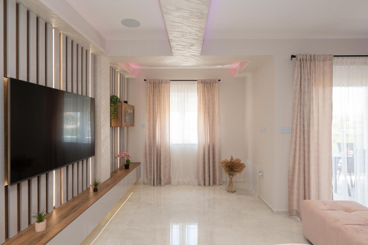 Luxury Apartman Imperio Šibenik Esterno foto
